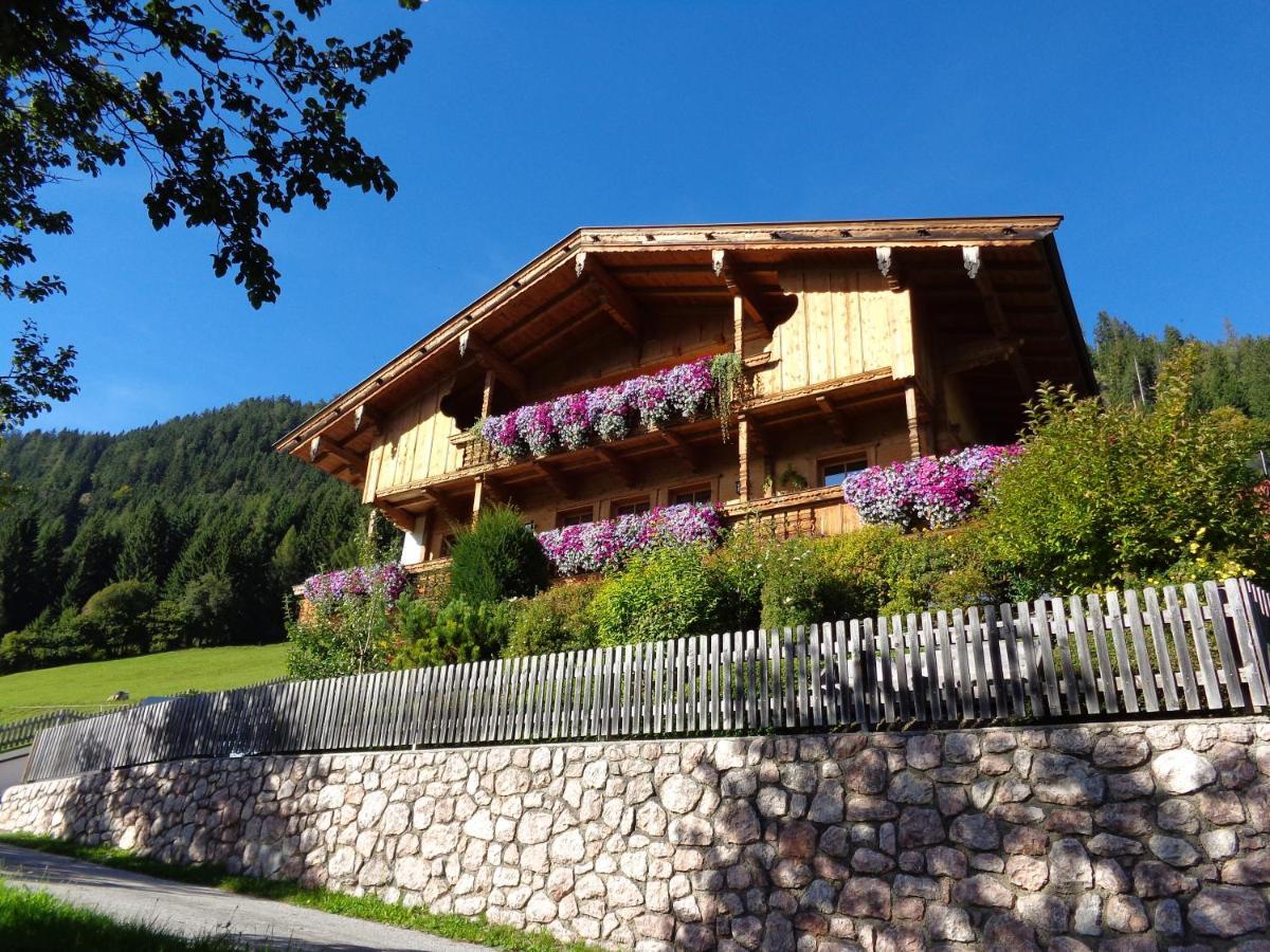 Landhaus Mayer อัลพ์บาค ภายนอก รูปภาพ
